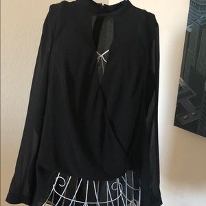 Blouse vary clean look like new